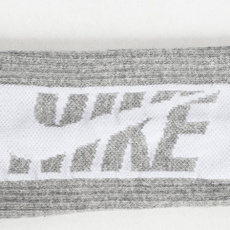 ナイキジュニアスポーツソックスエブリデイクッションクルーソックス 6 パック ナイキジュニアスポーツソックスエブリデイクッションクルーソックス 6 パック