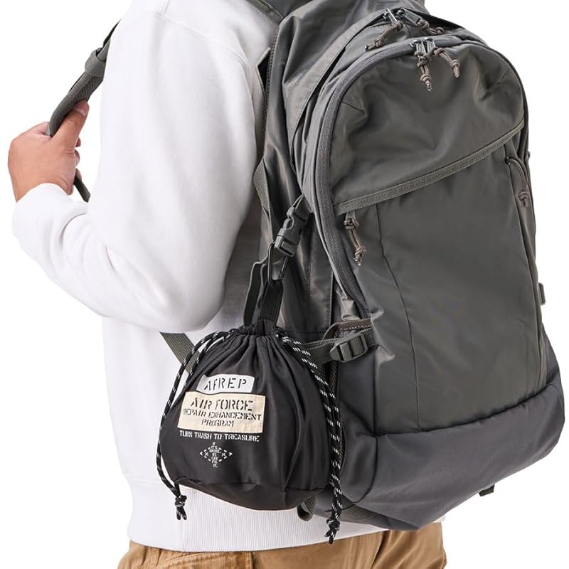 AVIREX アヴィレックス 巾着付低反発ピロー 車中泊 キャンプ アウトドア ドライブ 車 電車 新幹線 飛行機 機内 在宅 昼寝 旅行用品 旅行グッズ トラベル トラベルグッズ gowell AVIREX アヴィレックス 巾着付低反発ピロー 車中泊 キャンプ アウトドア ドライブ 車 電車 新幹線 飛行機 機内 在宅 昼寝 旅行用品 旅行グッズ トラベル トラベルグッズ gowell