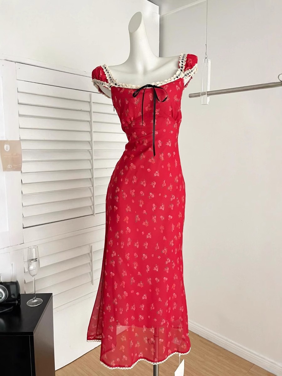 【急速出荷】日さくらんぼの赤いワンピース女性レトロな雰囲気に包まれたヒップスカートフレンチ花柄スカート 【急速出荷】日さくらんぼの赤いワンピース女性レトロな雰囲気に包まれたヒップスカートフレンチ花柄スカート