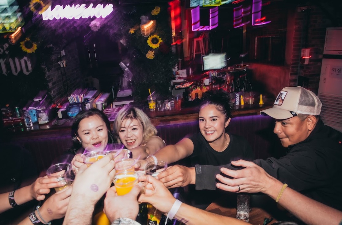 [ソウル] イテウォンナイトライフ体験＋プレミアムパブクロール体験