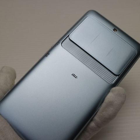 超美品 KYV43 BASIO3 ブルー スマホ 232