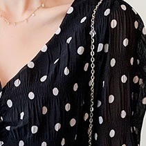 トップス レディース ブラウス 長袖 ボリューム袖 S M L XL 韓国 バルーン袖 パフスリーブ ハートネック Vネック 透け感 シースルー シフォン かわいい 大人可愛い シンプル カジュアル