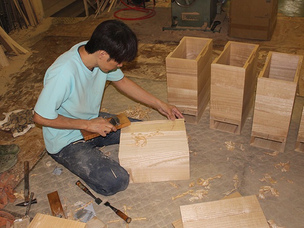 米びつ 計量機能付き 桐製 20kg 1合計量 米櫃 こめびつ ライスボックス ライスストッカー おすすめ 20kg用 20キロ 桐 和風 桐製米びつ お米 収納 保存 ストッカー キッチン 米びつ 計量機能付き 桐製 20kg 1合計量 米櫃 こめびつ ライスボックス ライスストッカー おすすめ 20kg用 20キロ 桐 和風 桐製米びつ お米 収納 保存 ストッカー キッチン