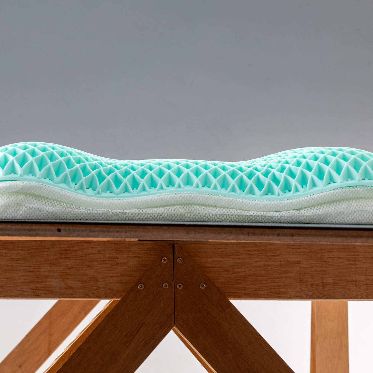 快眠枕 安眠 グッズ ピロー 高さ調整 肩こり 首こり 柔らかい ジェル 通気性 ぷるぷるエアー KMT-PRP 快眠枕 安眠 グッズ ピロー 高さ調整 肩こり 首こり 柔らかい ジェル 通気性 ぷるぷるエアー KMT-PRP