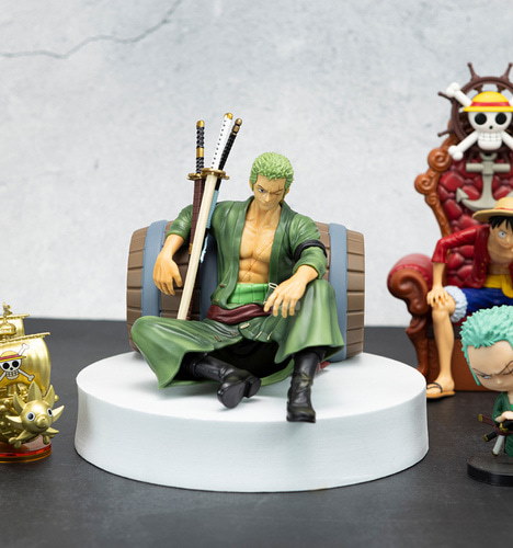 ワンピース 貯金箱 フィギュア 2体セット Qoo10] ワンピース フィギュア 貯金箱 ジョロ