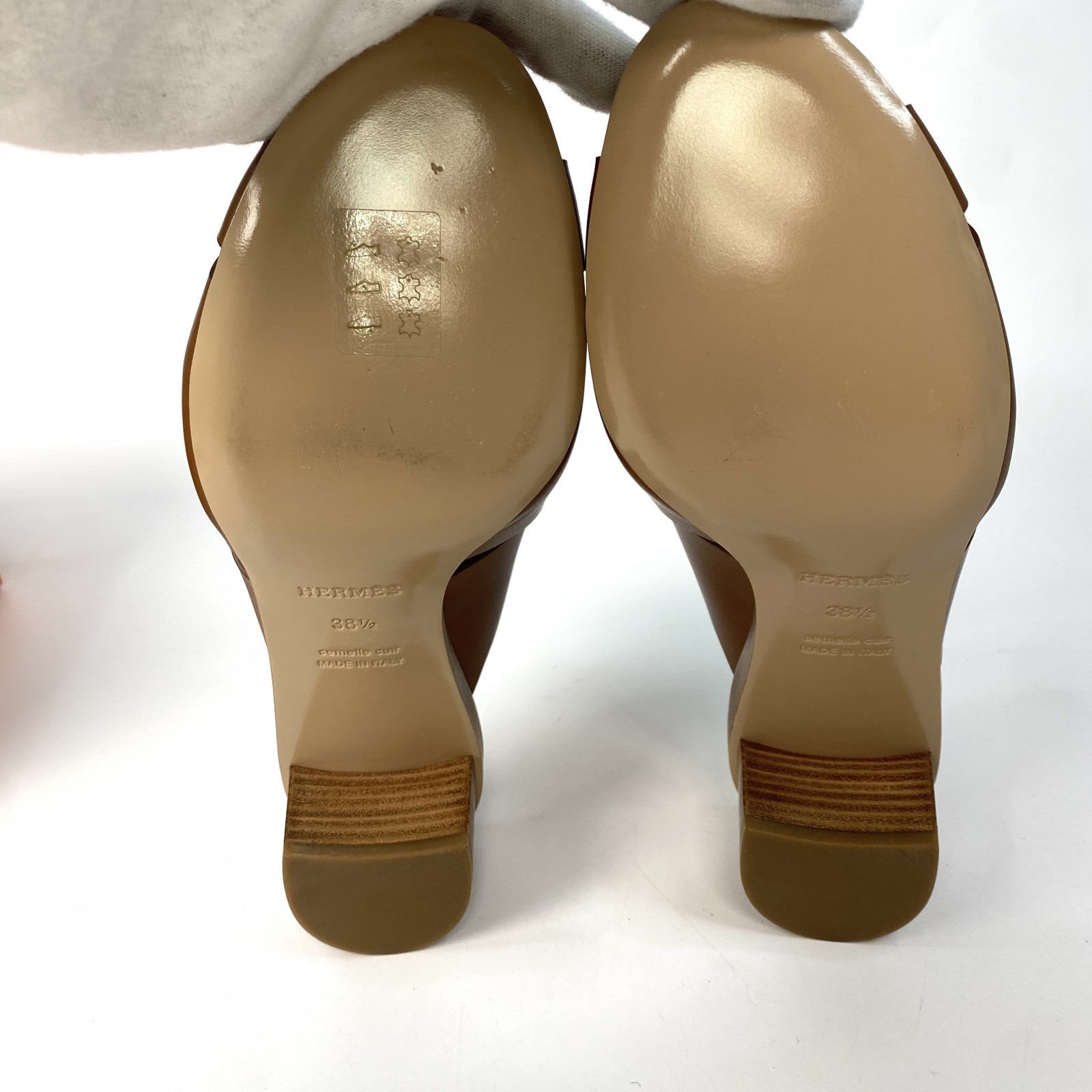 未使用 エルメス HERMES レディース パリサンダル ヴォー キャメル 38 1/2 未使用 エルメス HERMES レディース パリサンダル ヴォー キャメル 38 1/2
