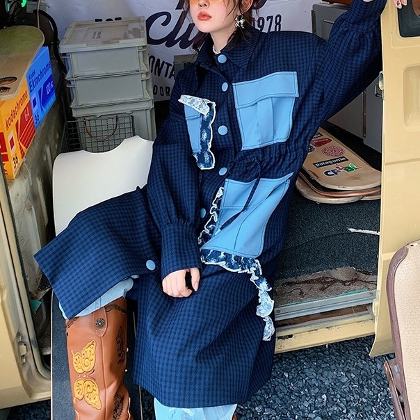 個性的 デザインビッグポケット レディース コート ロングコート ミディアム丈 長袖 襟付き 角襟 ボタンダウン ストレート レース フリル ポケット 綿 かわいい シンプル おしゃれ レトロ 主役級