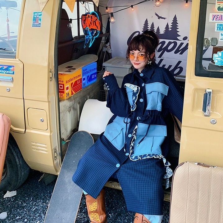 個性的 デザインビッグポケット レディース コート ロングコート ミディアム丈 長袖 襟付き 角襟 ボタンダウン ストレート レース フリル ポケット 綿 かわいい シンプル おしゃれ レトロ 主役級