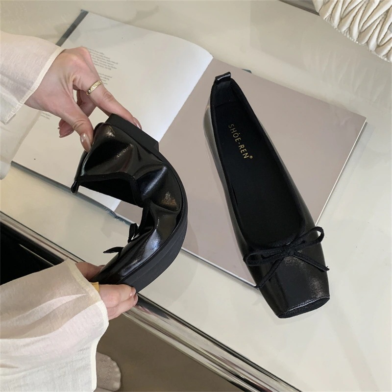 【1つ買うと1つ無料】【メガ割 】24新作 大人気 美脚 フラットシューズ スクエア靴 パンプス レディース 韓国ファッション セクシー 気質 かわいい 蝶結び化粧ポーチ-大容量 【1つ買うと1つ無料】【メガ割 】24新作 大人気 美脚 フラットシューズ スクエア靴 パンプス レディース 韓国ファッション セクシー 気質 かわいい 蝶結び化粧ポーチ-大容量