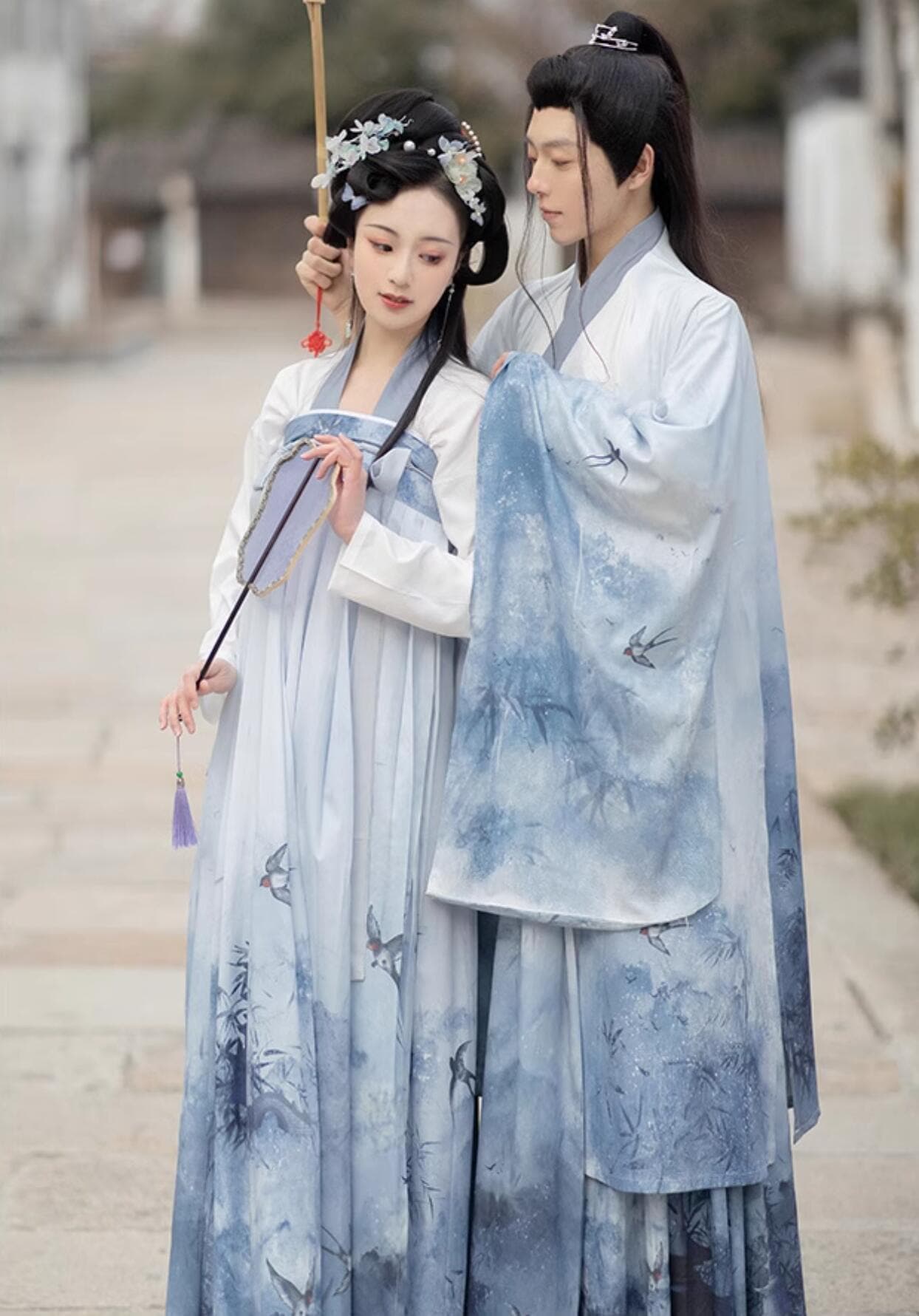 漢服 中華コスプレ 衣装 華流 ハロウィン 衣装 メンズ レディース ペアルック チャイナ服 大人 男女 中国古代服装 白系 山水画 水墨 プリント 竹 ツバメ 鳥 ナチュラル ロング丈 振り袖の羽織