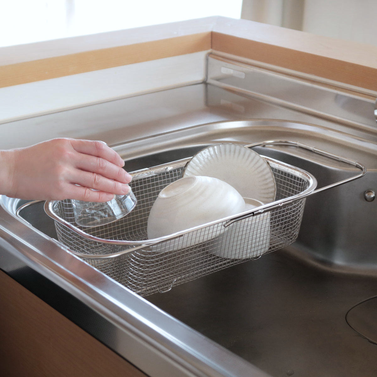 ビーワーススタイル すっきり暮らす水切りかご 深型 シンク渡しタイプ 水切りラック 伸縮 日本製 ステンレス 水切りかご シンク上 燕三条 シンク渡し 水切り 食洗機対応 シンク 渡し ザル ビーワーススタイル すっきり暮らす水切りかご 深型 シンク渡しタイプ 水切りラック 伸縮 日本製 ステンレス 水切りかご シンク上 燕三条 シンク渡し 水切り 食洗機対応 シンク 渡し ザル
