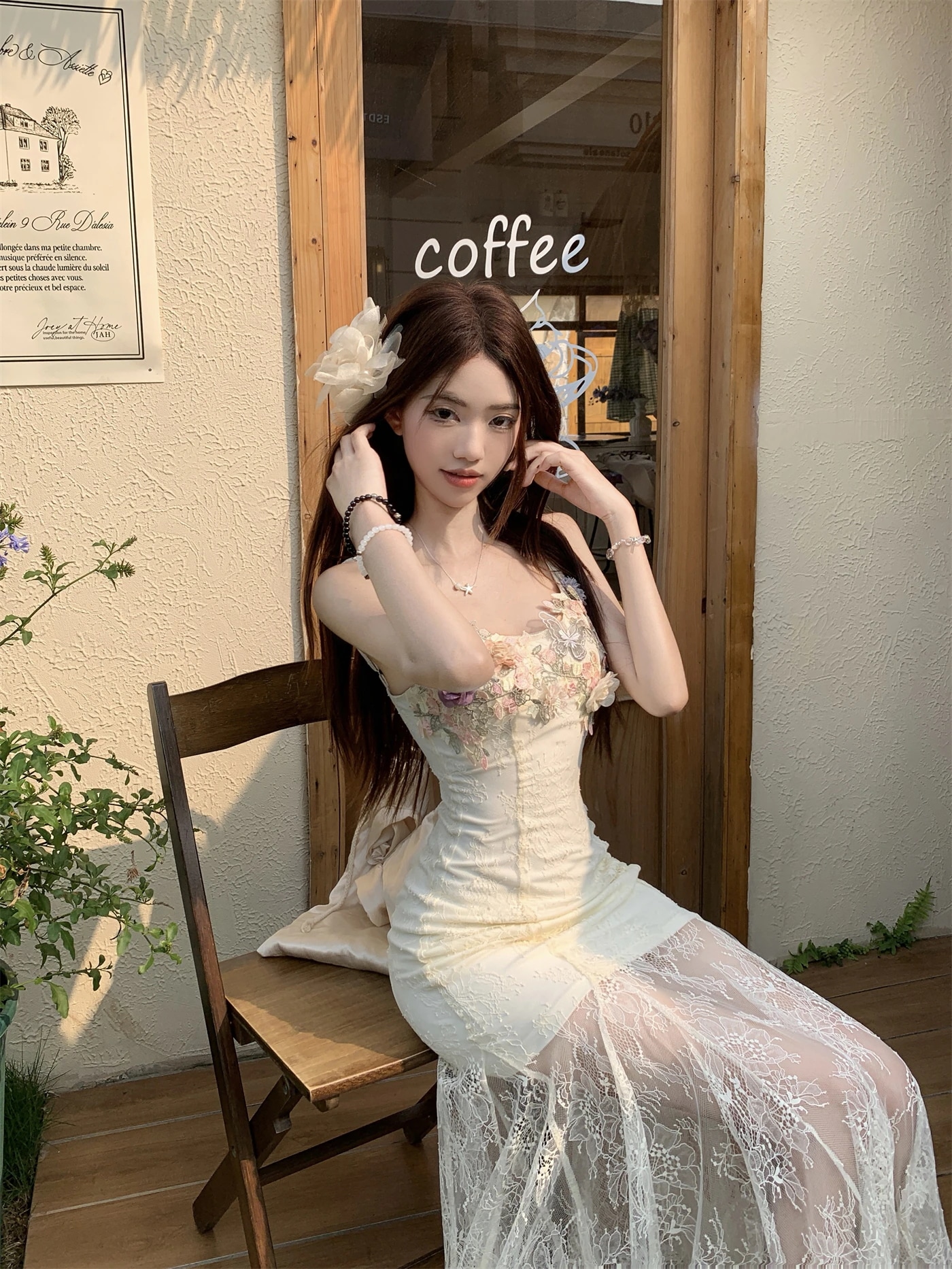 2025 春夏重作業レースメッシュスプライシングリゾートスタイルドレス純粋な欲望絶対的な美しさホルターロングスカート 2025 春夏重作業レースメッシュスプライシングリゾートスタイルドレス純粋な欲望絶対的な美しさホルターロングスカート