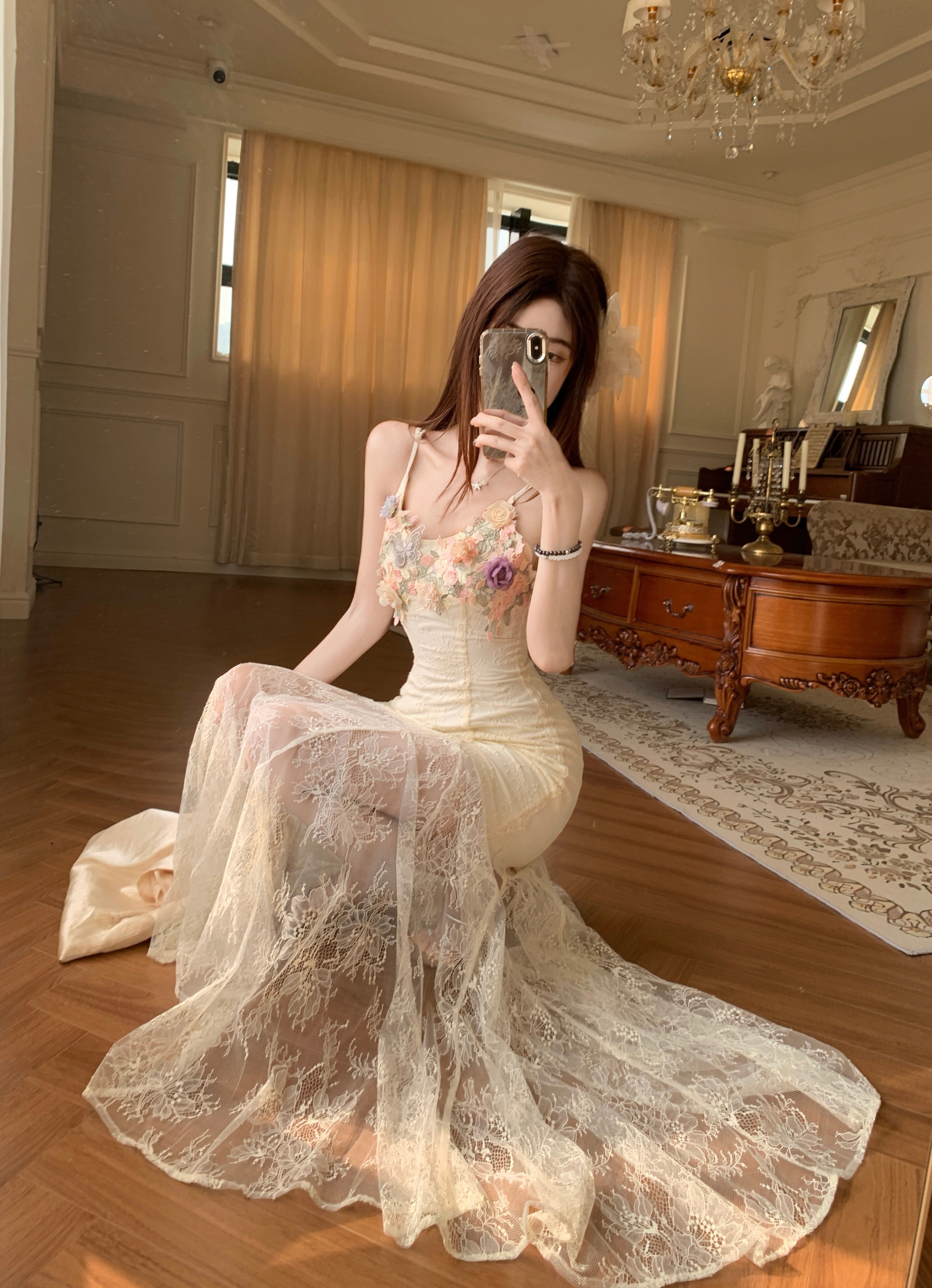 2025 春夏重作業レースメッシュスプライシングリゾートスタイルドレス純粋な欲望絶対的な美しさホルターロングスカート 2025 春夏重作業レースメッシュスプライシングリゾートスタイルドレス純粋な欲望絶対的な美しさホルターロングスカート