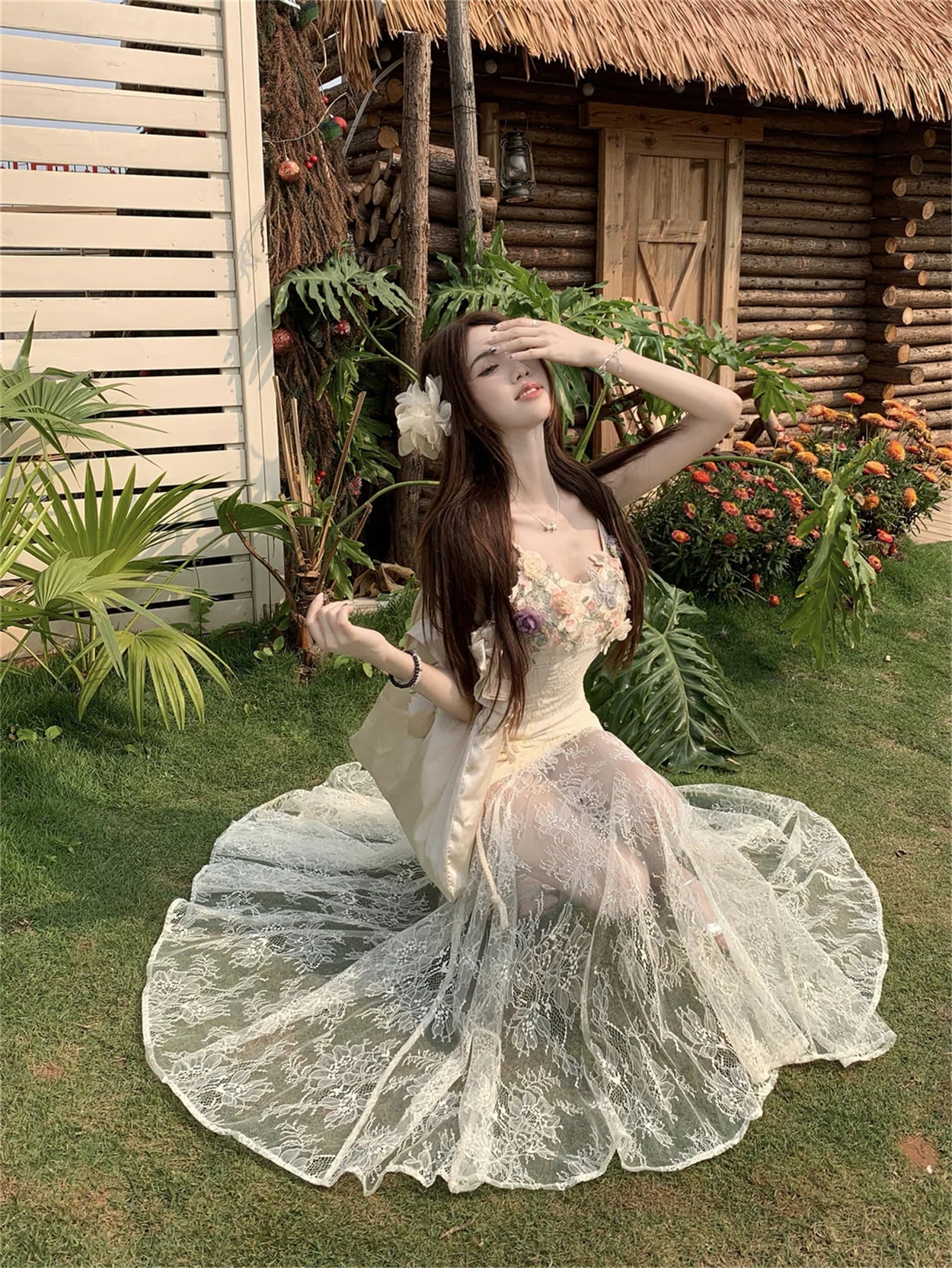 2025 春夏重作業レースメッシュスプライシングリゾートスタイルドレス純粋な欲望絶対的な美しさホルターロングスカート 2025 春夏重作業レースメッシュスプライシングリゾートスタイルドレス純粋な欲望絶対的な美しさホルターロングスカート