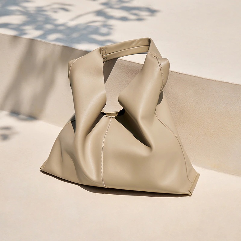 本革 ショルダーバッグ ハンドバッグ トートバッグ レディース 大容量 通勤 軽量 レザートートバッグ 2way バッグ 通勤 バッグ バック カバン 旅行バッグ 本革 ショルダーバッグ ハンドバッグ トートバッグ レディース 大容量 通勤 軽量 レザートートバッグ 2way バッグ 通勤 バッグ バック カバン 旅行バッグ