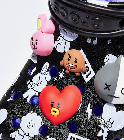 Qoo10] BT21 CLOG コラボ BTS クロックス ス : 日用品雑貨