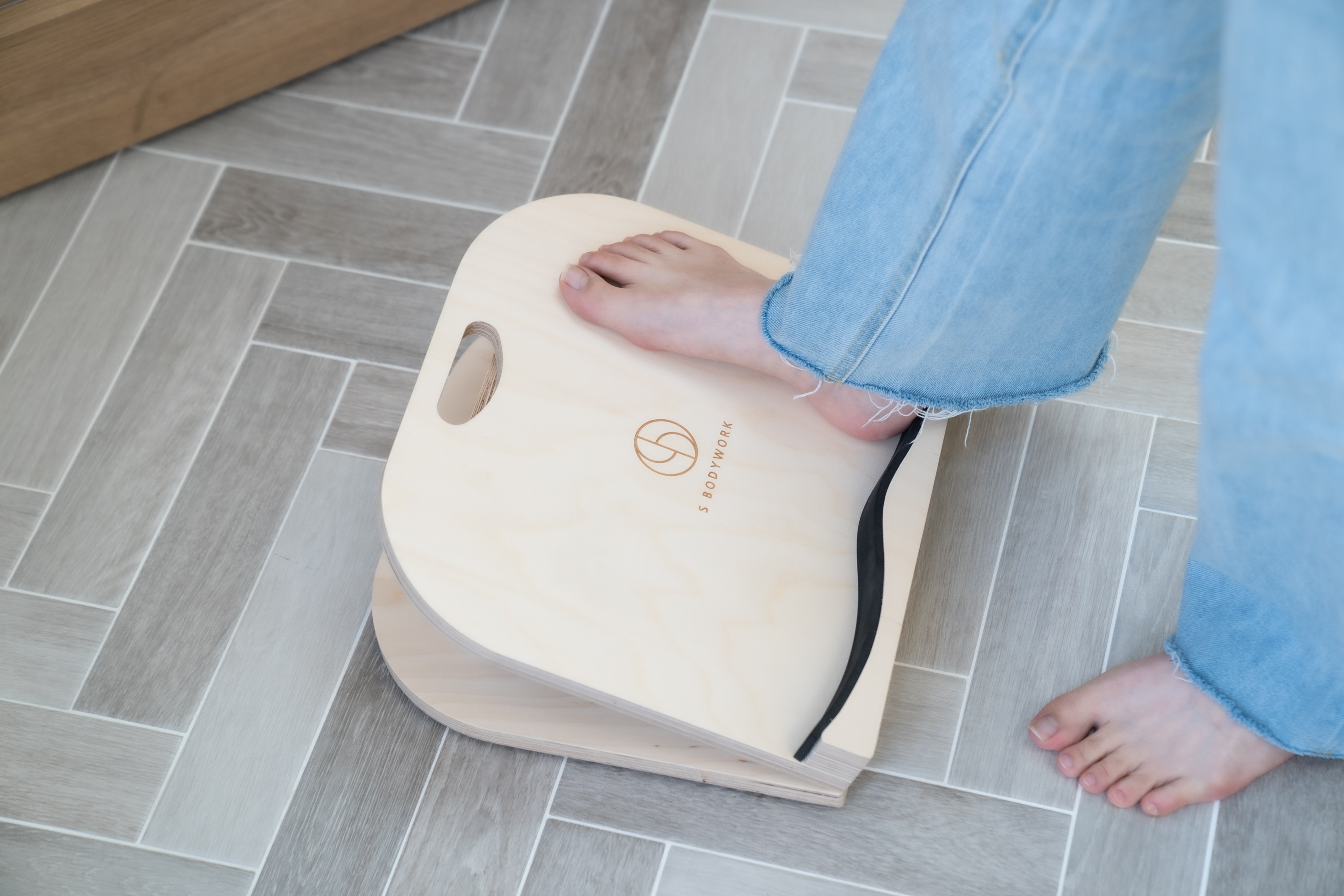 ストレッチボード ひのき 4段階調整 ふくらはぎ 足首 足 アキレス腱 太もも 股関節 手軽 ながらストレッチング 健康 運動 器具 ストロングテック ピラティス おうちエクササイズ レッグリラクサー ストレッチボード ひのき 4段階調整 ふくらはぎ 足首 足 アキレス腱 太もも 股関節 手軽 ながらストレッチング 健康 運動 器具 ストロングテック ピラティス おうちエクササイズ レッグリラクサー