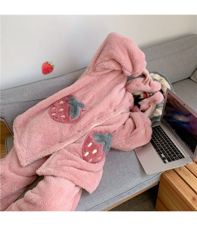 モコモコ ルームウェア ワンピース フード付 部屋着 フランネル 上下セット レディース 厚手 パジャマ フリース イチゴ柄 ナイトドレス サンゴマイヤー 冬 寝巻き ナイトウェア ピンク