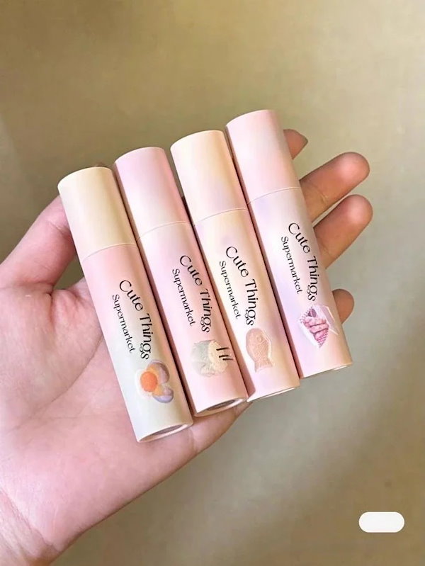 Qoo10] フロレット ムース泥リップ リップ 口紅下地 リップ