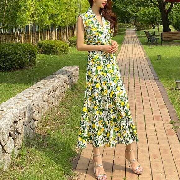 Vネック ワンピース サマードレス ハイウエスト ロング丈 フレア ミモレ丈 ノースリーブ レモン柄 フルーツ フラワー 花柄 さわやか かわいい 大人可愛い きれいめ シンプル カジュアル lone
