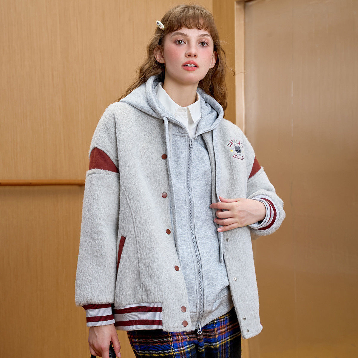 【急速出荷!】刺繍入りベースボール・ジャケット カーディガン・ジャケット 色違いジャケット 2025年新作 【急速出荷!】刺繍入りベースボール・ジャケット カーディガン・ジャケット 色違いジャケット 2025年新作