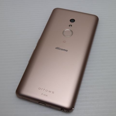 新品同様 F-41A arrows Be4 ゴールド 白ロム 182 新品同様 F-41A arrows Be4 ゴールド 白ロム 182