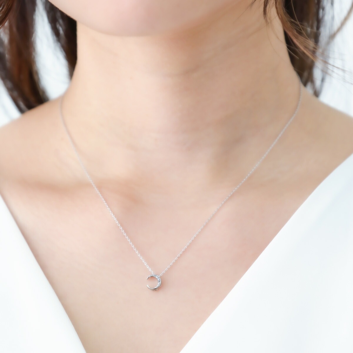 ネックレス レディース シルバー925製 キュービックジルコニア 三日月 ムーン