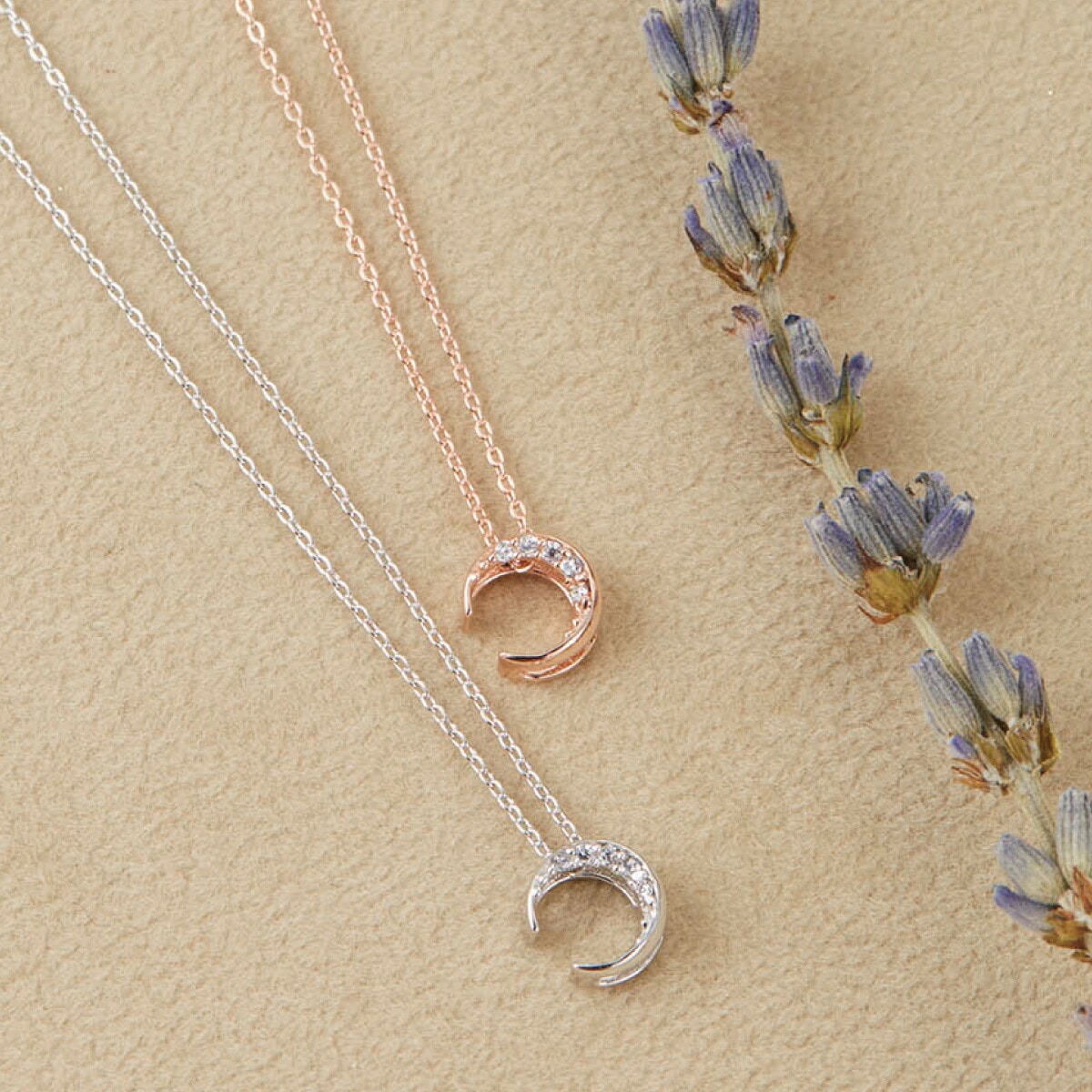 ネックレス レディース シルバー925製 キュービックジルコニア 三日月 ムーン