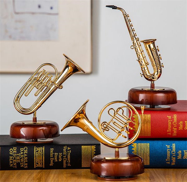 Qoo10] オンリーワントゥーユー INSスタイル オルゴール サックス造形