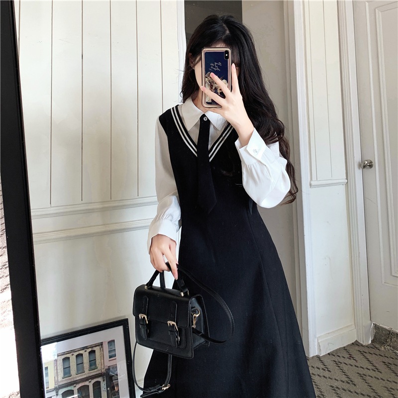 ワンピース デート フレアワンピース ミモレ ミモレ丈 袖あり 長袖 かわいい 大人可愛い きれいめ シンプル カジュアル 大人 上品 おしゃれ お洒落 主役級 存在感 春 秋 10代 20代 30代