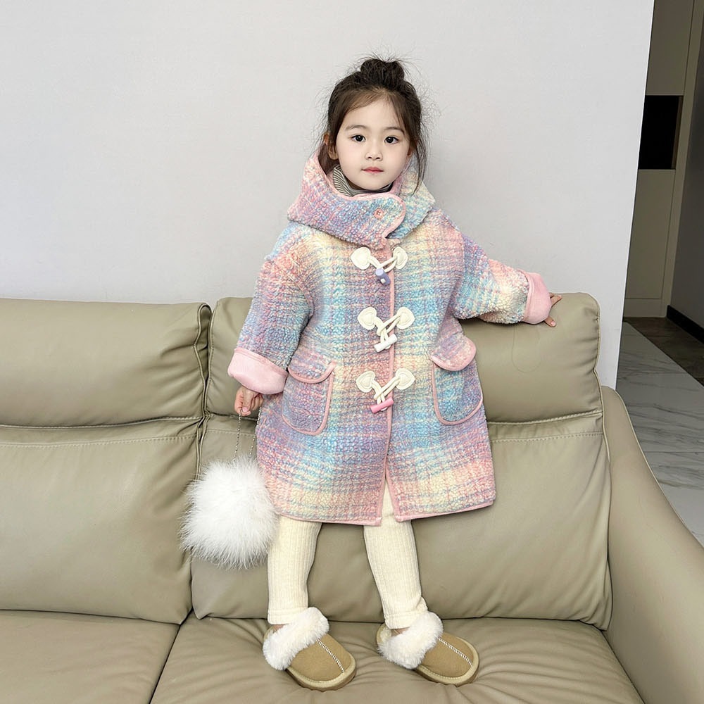 2024秋冬韓国子供服女の子チェック柄ワンピースベルベットコートミドル丈ベビーガールジャケット93 2024秋冬韓国子供服女の子チェック柄ワンピースベルベットコートミドル丈ベビーガールジャケット93
