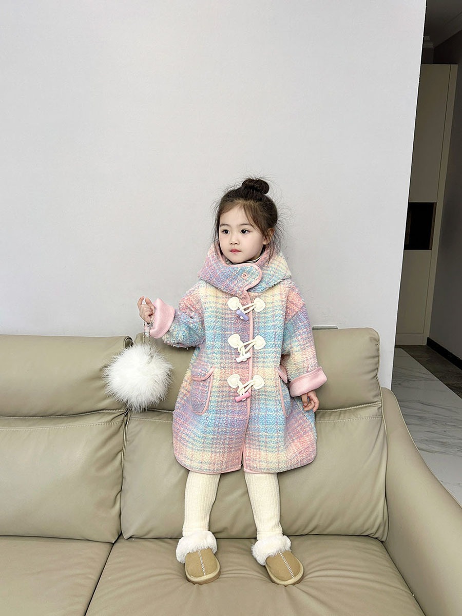 2024秋冬韓国子供服女の子チェック柄ワンピースベルベットコートミドル丈ベビーガールジャケット93 2024秋冬韓国子供服女の子チェック柄ワンピースベルベットコートミドル丈ベビーガールジャケット93