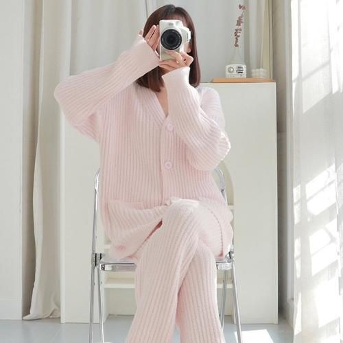 【グラシア】 ルームウェア モコモコ パジャマ 部屋着 シック シルエット シンプル セットアップ ふんわり ベーシック ポケット付き すっきり リブ編み 大人 ピンク イエロー ホワイト フリーサイ 【グラシア】 ルームウェア モコモコ パジャマ 部屋着 シック シルエット シンプル セットアップ ふんわり ベーシック ポケット付き すっきり リブ編み 大人 ピンク イエロー ホワイト フリーサイ