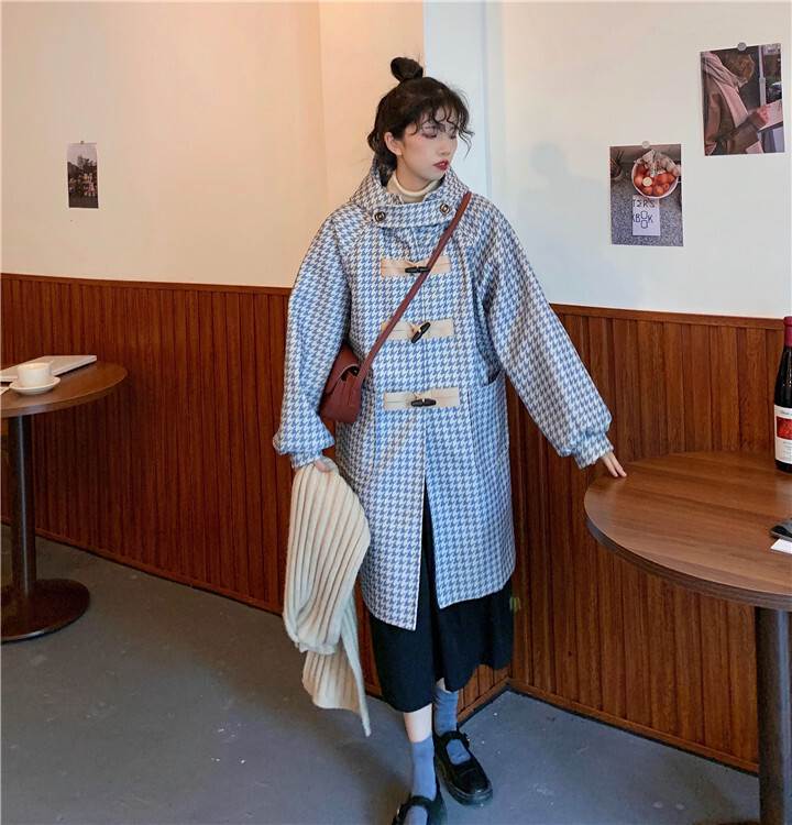アウター コート レディース ダッフルコート 長袖 青 水色 白 千鳥格子 フード付き ミドル丈 大人カラー かわいい おしゃれ 大人女子 こなれ感 お洒落 個性的 存在感 10代 20代 30代
