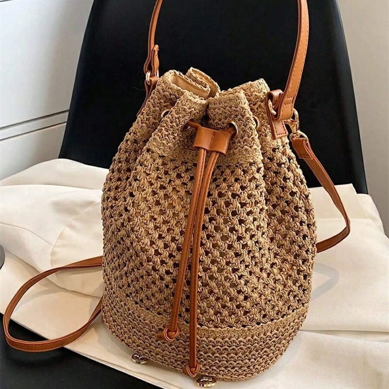 【夏新作】レディース ドローストリング ストローバッグ 巾着型 バケツ型 ショルダーバッグ 斜めがけ 軽量 カジュアル ナチュラル かわいい おしゃれ リゾート 海 夏コーデ 小さめ 旅行用 通勤 通 【夏新作】レディース ドローストリング ストローバッグ 巾着型 バケツ型 ショルダーバッグ 斜めがけ 軽量 カジュアル ナチュラル かわいい おしゃれ リゾート 海 夏コーデ 小さめ 旅行用 通勤 通