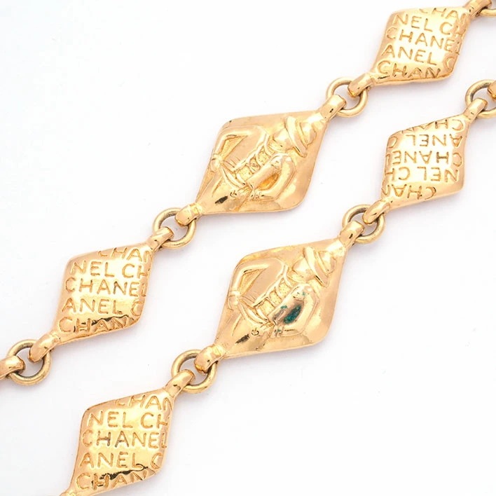シャネル マドモアゼル スクエア ゴールドカラー 【ネックレス】 シャネル マドモアゼル スクエア ゴールドカラー 【ネックレス】
