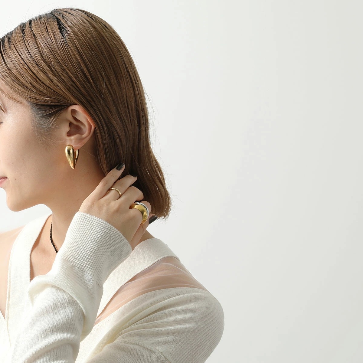 ANNIKA INEZ アニカイネズ ピアス Heart Hoops Lrg E926-LRG レディース ハート フープ アクセサリー ゴールド ANNIKA INEZ アニカイネズ ピアス Heart Hoops Lrg E926-LRG レディース ハート フープ アクセサリー ゴールド