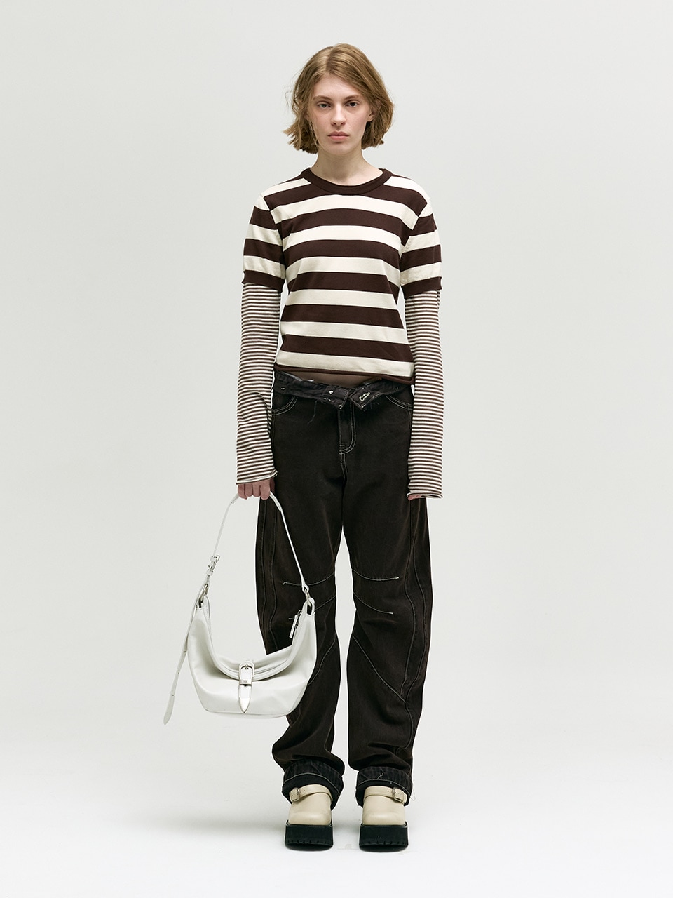 【MARGESHERWOOD】 BELTED HOBO MEDIUM : OFF WHITE GLOSSY PLAIN
