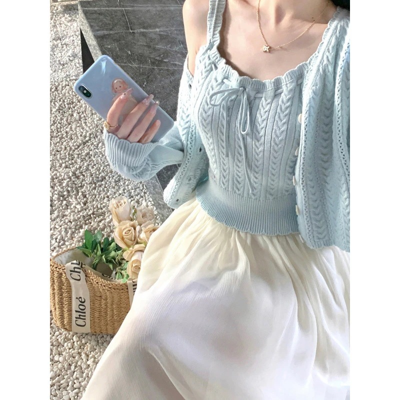 ハイエンドのカスタマイズ-ブルーニットカーディガン2024春と秋の新しいスタイルの優しいスタイルの衣装一式ベストスーツ2点セット