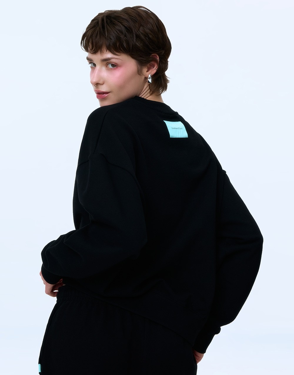 ミニロゴ スウェット マンツーマンTシャツ - オート グレー/ブラック/メランジ ホワイト ミニロゴ スウェット マンツーマンTシャツ - オート グレー/ブラック/メランジ ホワイト