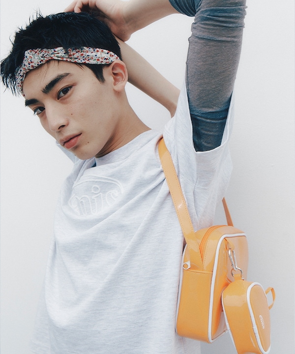 Qoo10 EMIS CHAIN STITCH ロゴ 半袖 プ