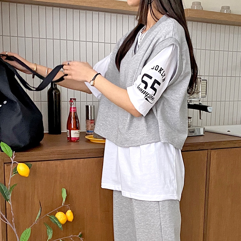 [3セット] ベスト+Tシャツ+パンツ セットアップ