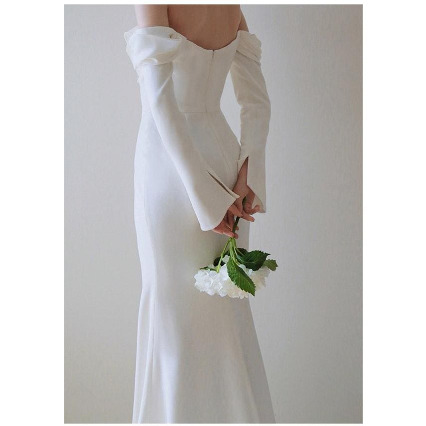 花嫁 ウェディングドレス ファスナー 長袖 肩出し シンプル マーメイドライン 白ドレス ワンピース 花嫁 結婚式 二次会 披露宴 前撮り