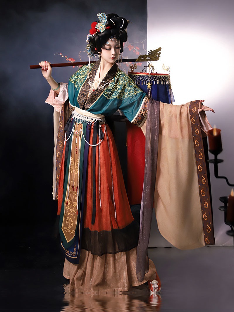 成人写真張喜平魏と晋時代復元刺繍漢服妖精絵伝統改良ショール大きな袖付き 成人写真張喜平魏と晋時代復元刺繍漢服妖精絵伝統改良ショール大きな袖付き