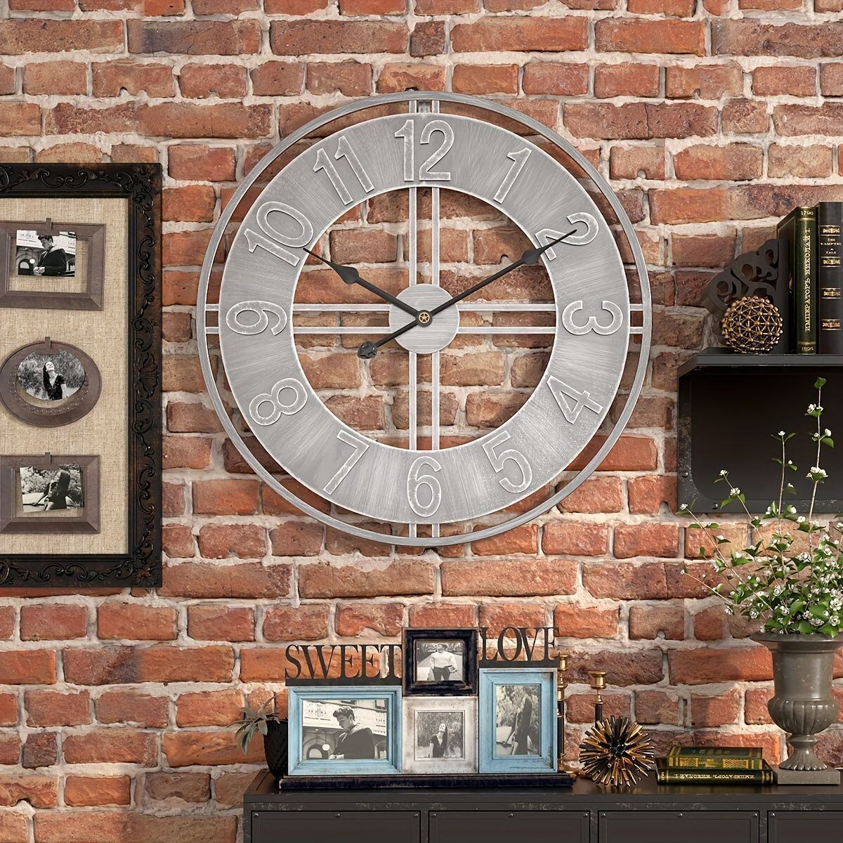 掛け時計 メタル アイアン ラウンド サイレントクロック 柱時計 ウォールクロック 単三電池 バッテリー式 シンプル レトロ シルバーカラー インテリア 装飾品 掛け時計 メタル アイアン ラウンド サイレントクロック 柱時計 ウォールクロック 単三電池 バッテリー式 シンプル レトロ シルバーカラー インテリア 装飾品