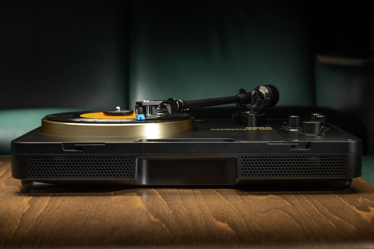 コルグ HANDYTRAXX-1BIT ポータブル・レコードプレーヤーhandytraxx 1Bit HANDYTRAXX1BIT