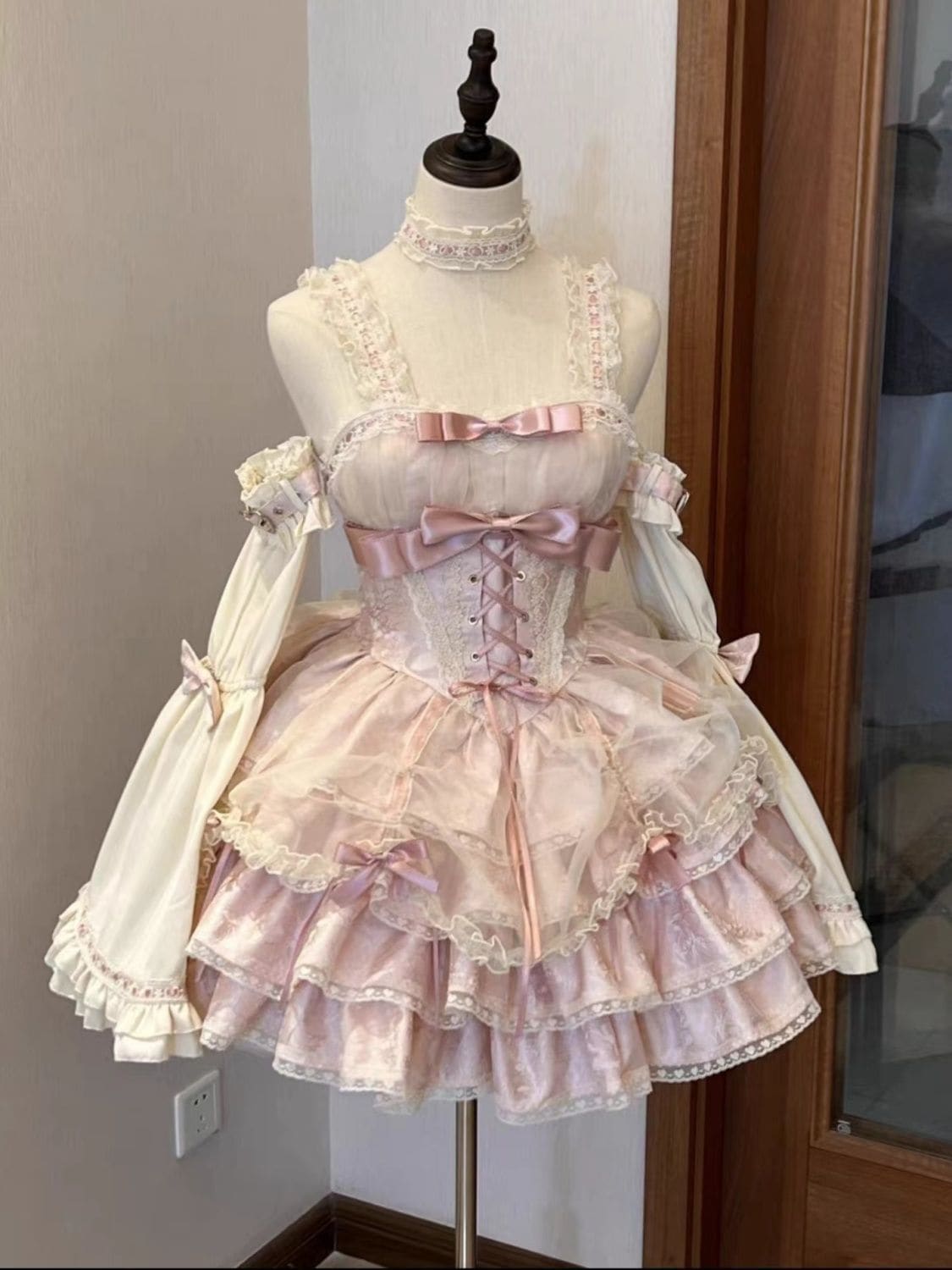 ロリータドレス薔薇執事JSKロリータワンピースセクシーやさしいバレエ風ワンピース