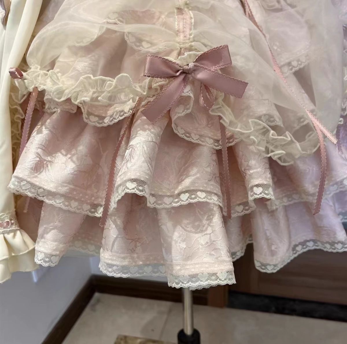 ロリータドレス薔薇執事JSKロリータワンピースセクシーやさしいバレエ風ワンピース