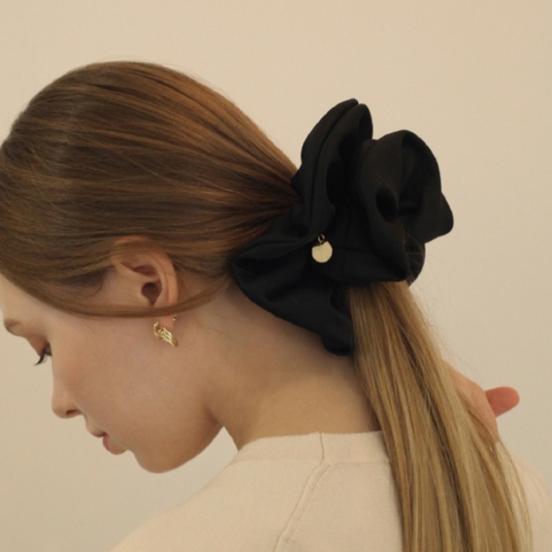 HAS LV028 ゴールドペンダント シルクシュシュ