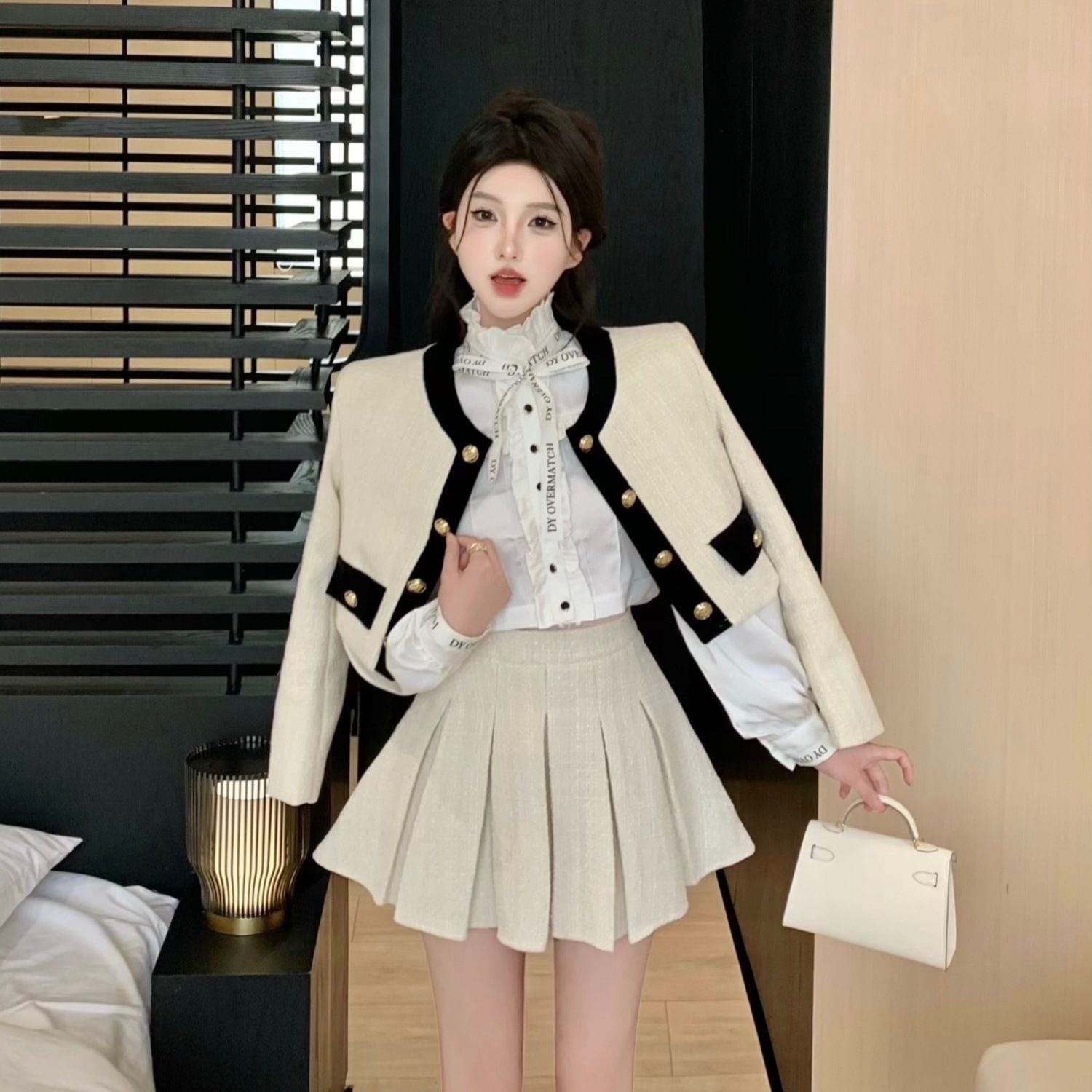 秋冬レディースシスタースーツ小さめツイードコントラストショートコート年齢軽減スカート2点セット 秋冬レディースシスタースーツ小さめツイードコントラストショートコート年齢軽減スカート2点セット